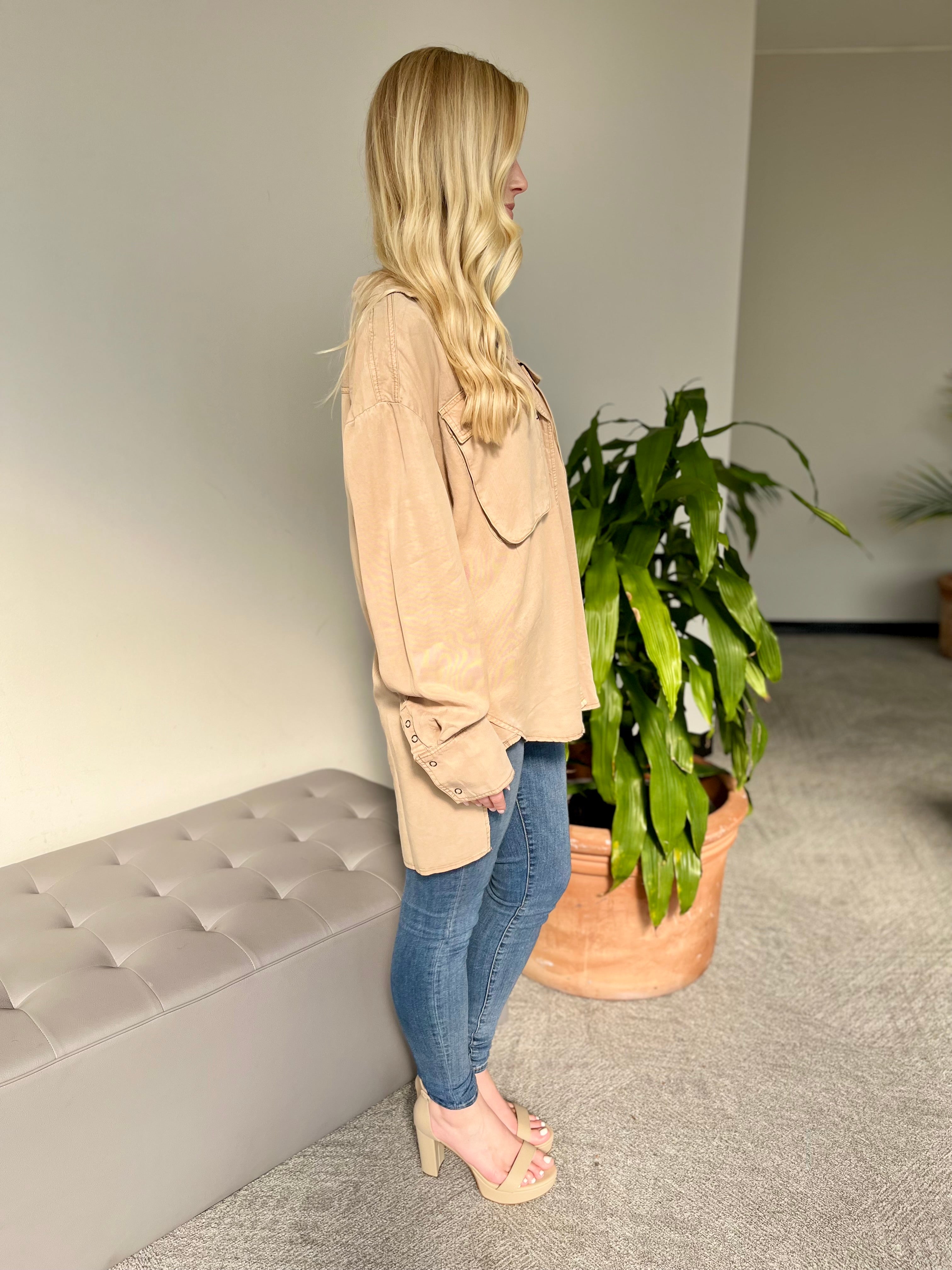 Pocket Front Tencel Top