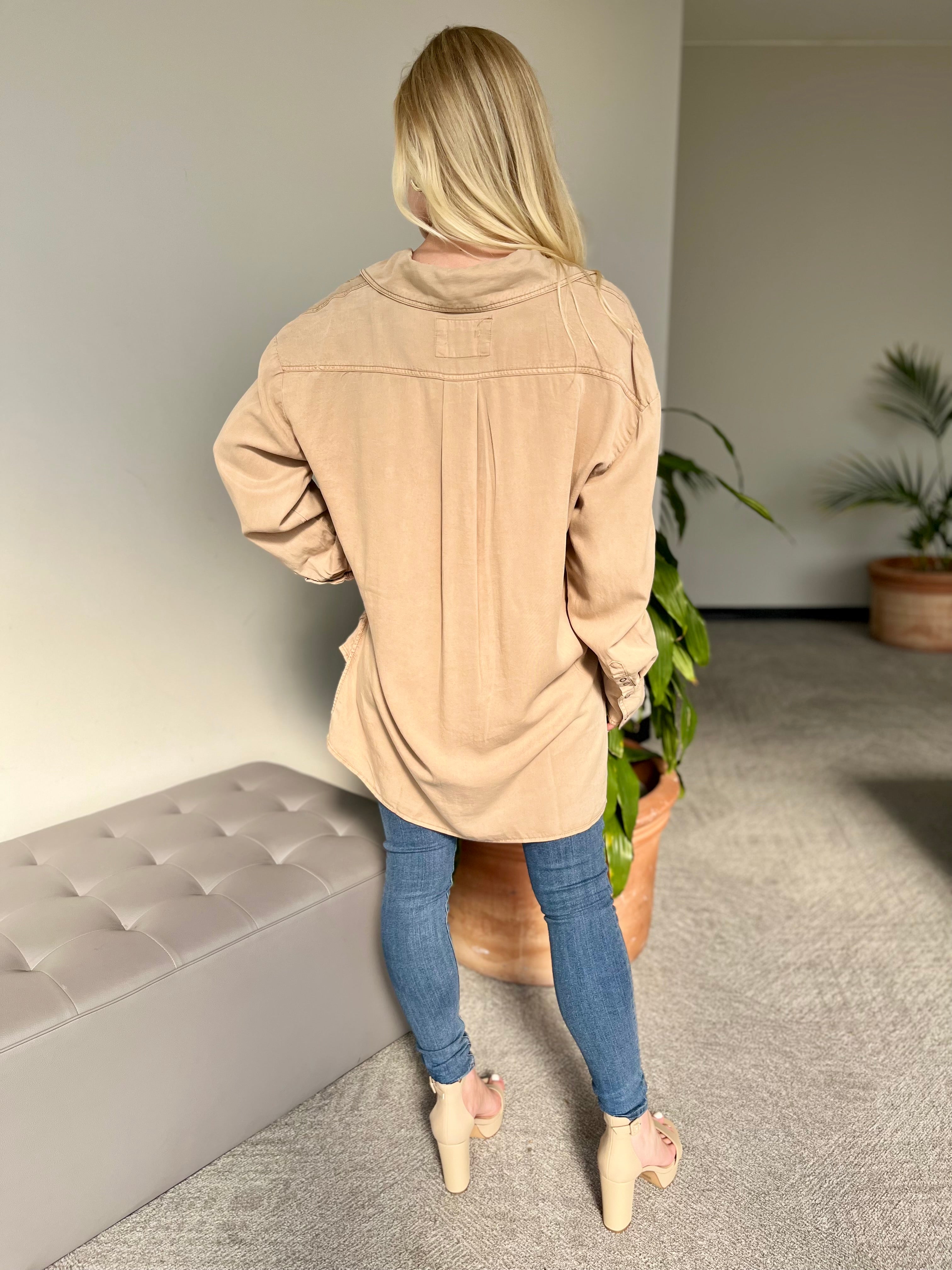 Pocket Front Tencel Top