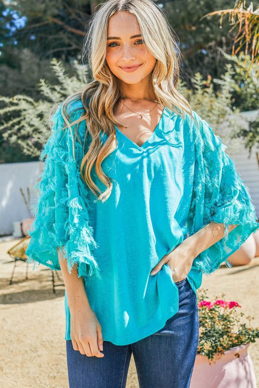 Feather Detailed 3/4 Sleeve Slub Top